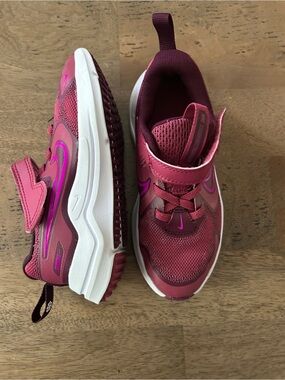 Nike Girls' Sneakers Sise 11C